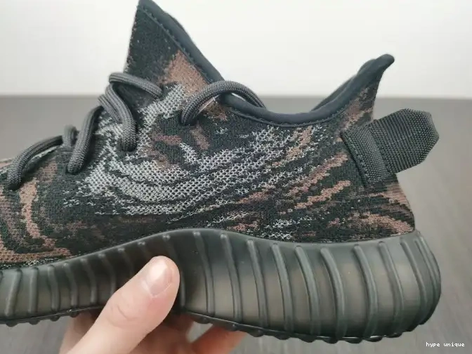hype MX Oat Adidas Boost Black V2 Yeezy 350 GW3774 0620